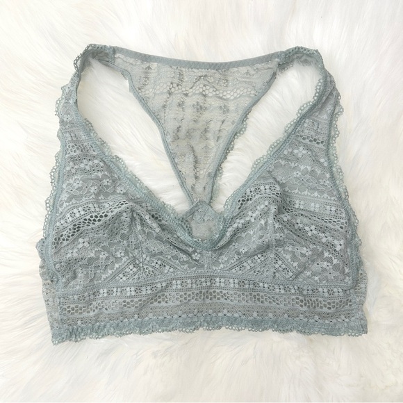 VICTORIA’S SECRET Sage Green Feminine Lace Bralette - Picture 1 of 4